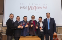 A Vinitaly 25 l’Emilia-Romagna festeggia i 30 anni de La Francescana con Massimo Bottura